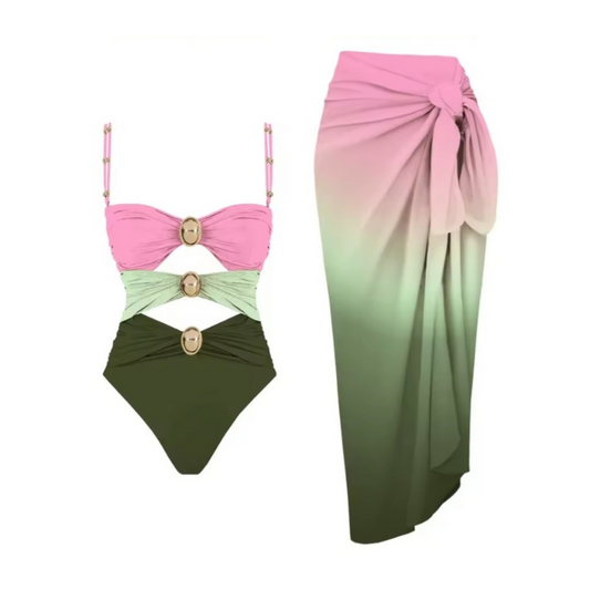 Millyy Bikini Set von CozyWoolCraft in Rosa, Mintgrün und Oliv mit goldenen Ringschlaufen und Cut-Out-Design für einen luxuriösen Sommer-Beach-Look.